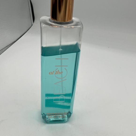 Bath & Body Works At The Beach Mist with Gold Cap - Picture 1 of 2